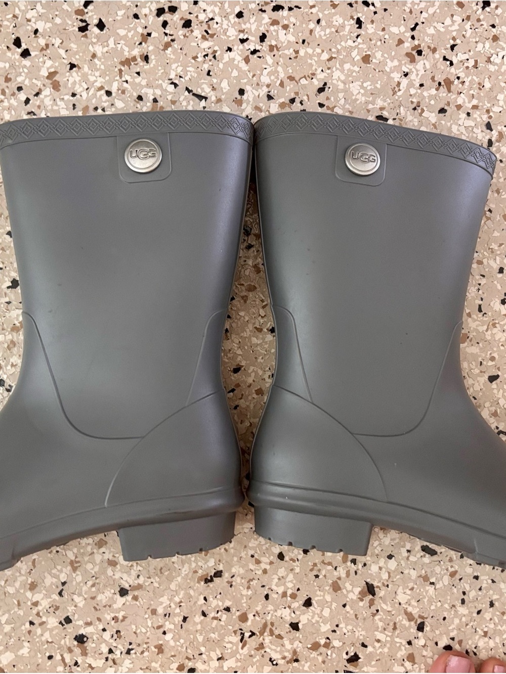 UGG Rain Boots Gray Size 8